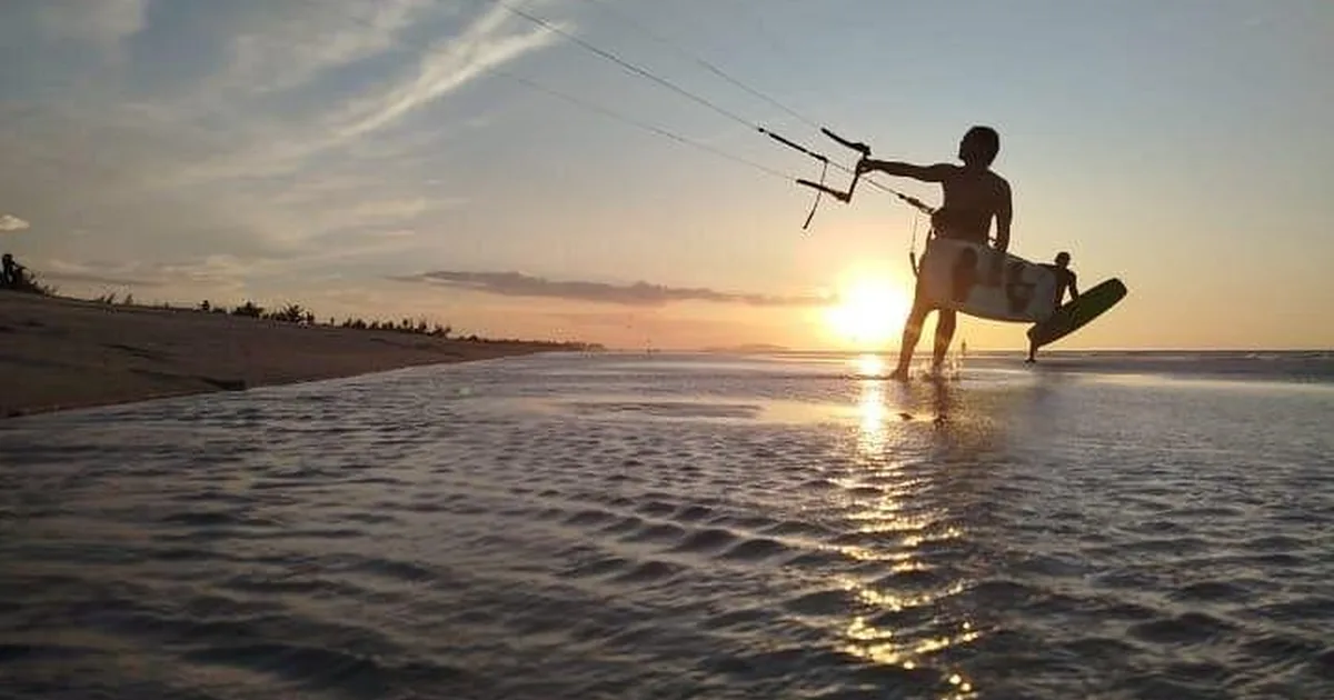 Learn to kitesurf the right way. — KiteSchool by AYON